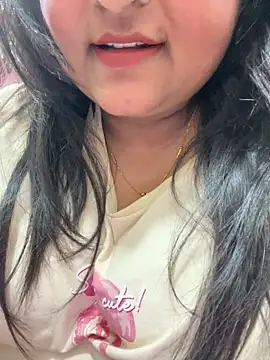 smile pretty online show from 02/18/26, 06:04