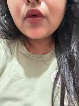 smile pretty online show from 03/02/26, 08:59