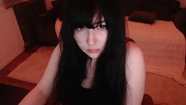 Lynylou online show from 12/03/24, 03:41