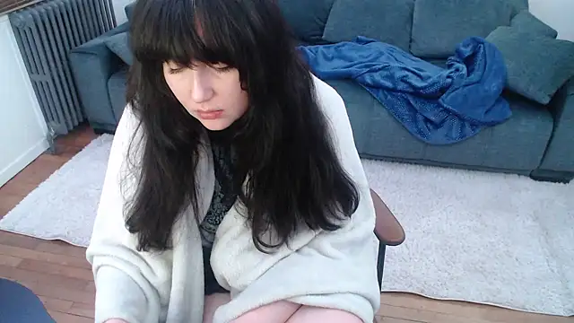 Lynylou online show from 01/13/25, 06:59