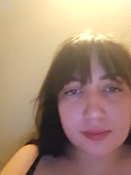 Snapshot of Lynylou chatting on 05/10/26, 04:28 Lynylou online show from 05/10/26, 04:28