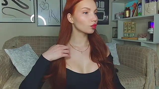 JudyWalkerr online show from 02/10/25, 06:03