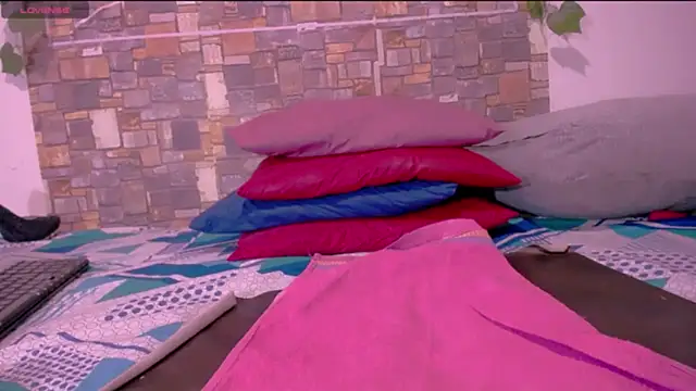 CrazyRousex online show from 02/18/26, 03:19