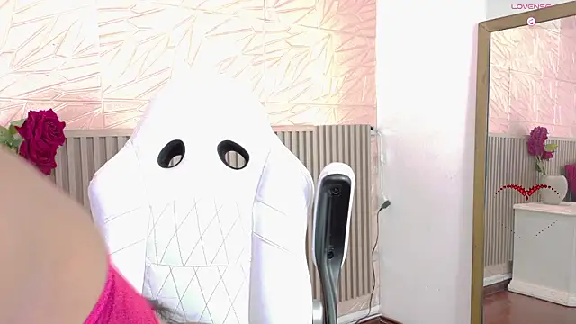 paula  cruzz online show from 02/20/26, 09:15