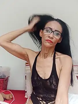 Snapshot of BarbaraMature chatting on 06/04/26, 04:46 BarbaraMature online show from 06/04/26, 04:46