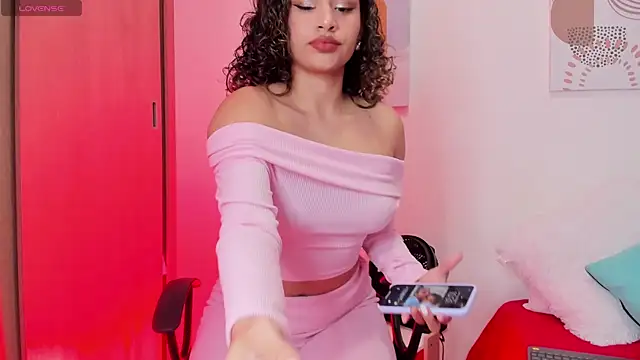 SeleneClark online show from 02/10/25, 03:32