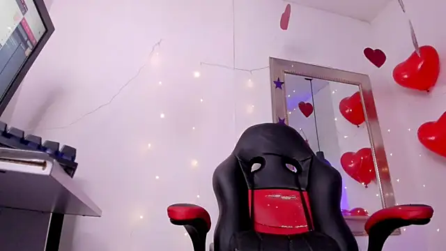 angel hardy dl online show from 04/02/26, 12:14