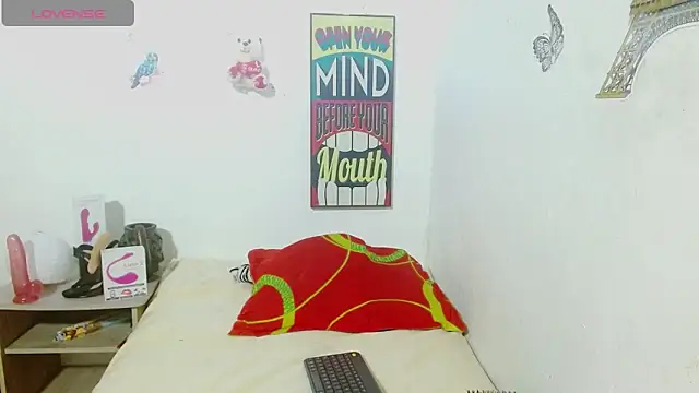 Stefanny Taylor  online show from 12/04/24, 10:08