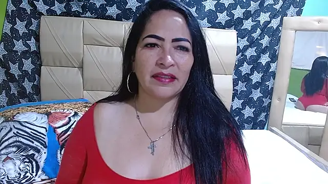 Stefanny Taylor  online show from 01/12/26, 06:24