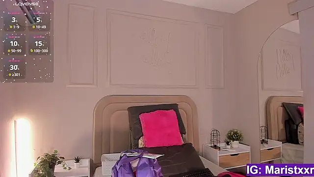 Maristxxr online show from 10/14/25, 07:47