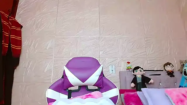 kendallsweet7 online show from 09/23/25, 08:12