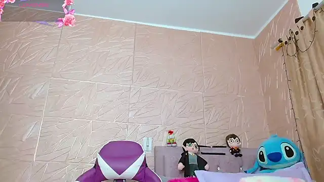 kendallsweet7 online show from 10/24/25, 07:43