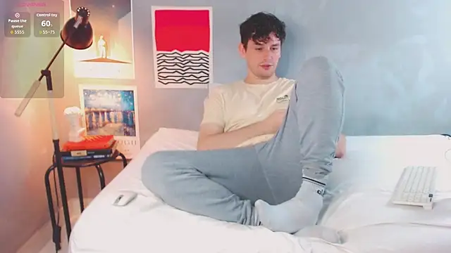 Elio555 online show from 11/02/25, 05:48