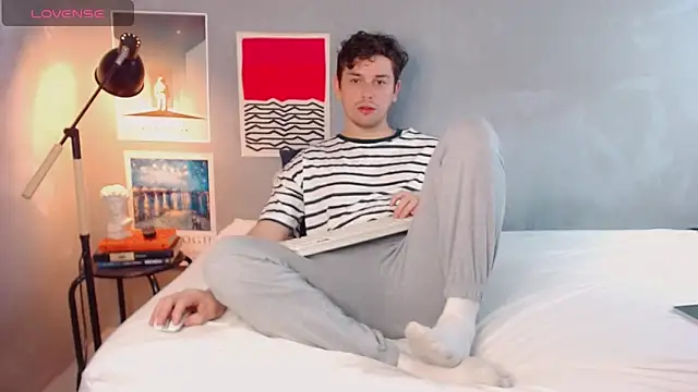 Elio555 online show from 11/05/25, 12:16