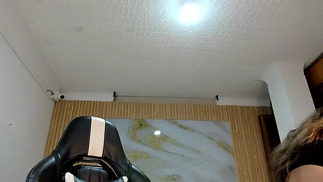 samy 19  online show from 11/28/25, 11:02