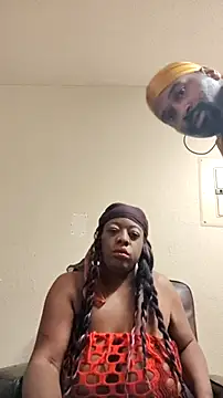 Snapshot of Cocolious_GAPeach_84 chatting on 03/19/25, 08:01 Cocolious GAPeach 84 online show from 03/19/25, 08:01