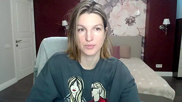 EmilyWalkeri online show from 01/23/25, 07:43