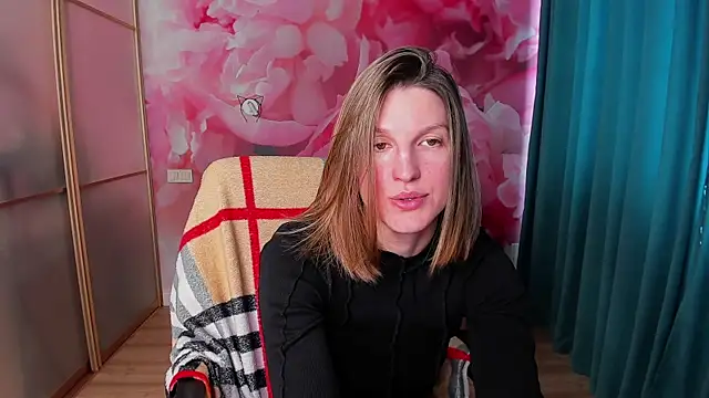 EmilyWalkeri online show from 03/16/25, 11:27