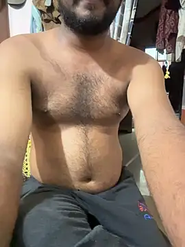 mallucutee online show from 11/28/25, 02:42