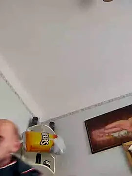 Snapshot of Rejtelmesest chatting on 12/12/24, 08:14 Rejtelmesest online show from 12/12/24, 08:14