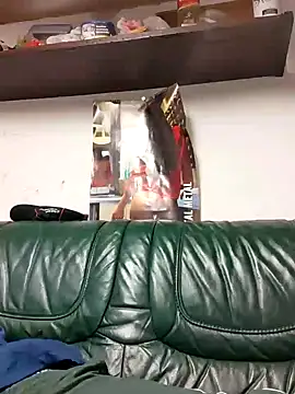 Snapshot of Rejtelmesest chatting on 12/14/24, 11:23 Rejtelmesest online show from 12/14/24, 11:23