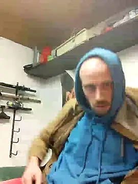 Snapshot of Rejtelmesest chatting on 12/24/24, 01:06 Rejtelmesest online show from 12/24/24, 01:06