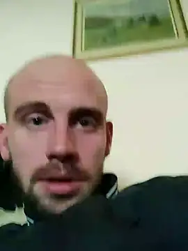 Snapshot of Rejtelmesest chatting on 01/15/25, 12:04 Rejtelmesest online show from 01/15/25, 12:04