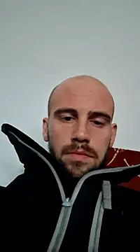 Snapshot of Rejtelmesest chatting on 02/05/25, 07:07 Rejtelmesest online show from 02/05/25, 07:07