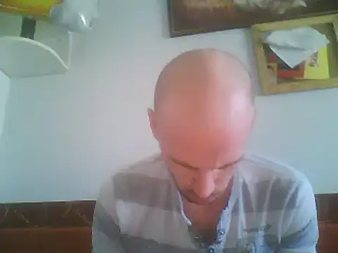 Snapshot of Rejtelmesest chatting on 03/06/25, 11:14 Rejtelmesest online show from 03/06/25, 11:14