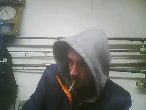 Snapshot of Rejtelmesest chatting on 03/15/25, 03:16 Rejtelmesest online show from 03/15/25, 03:16