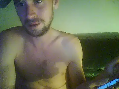 Snapshot of Rejtelmesest chatting on 03/19/25, 01:32 Rejtelmesest online show from 03/19/25, 01:32