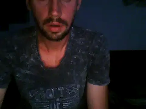 Snapshot of Rejtelmesest chatting on 09/19/25, 08:42 Rejtelmesest online show from 09/19/25, 08:42