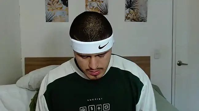 Baltazar Dupont online show from 02/17/25, 01:42