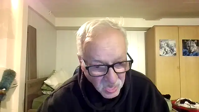 Sammy1660 online show from 10/25/25, 04:46