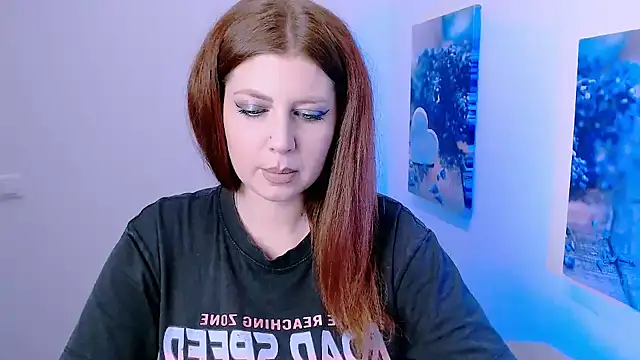 Lizzy Love online show from 11/13/25, 08:19