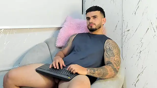 Ricardogo19 online show from 01/18/26, 11:30