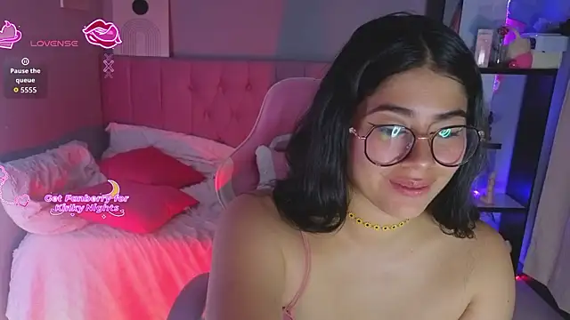 LoaLuxury online show from 02/02/26, 05:55