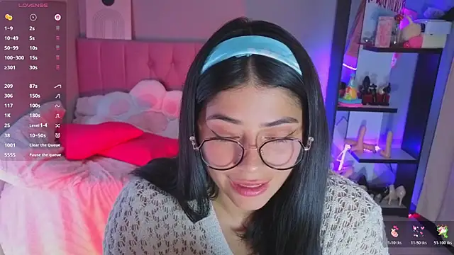 LoaLuxury online show from 02/09/26, 06:01