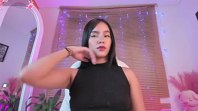 eyleen lee  online show from 01/11/25, 12:22