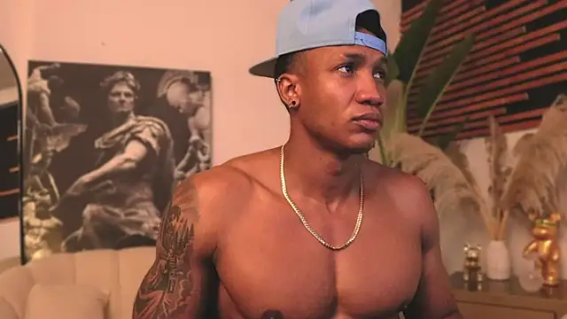 Logan Varela online show from 02/13/25, 08:34