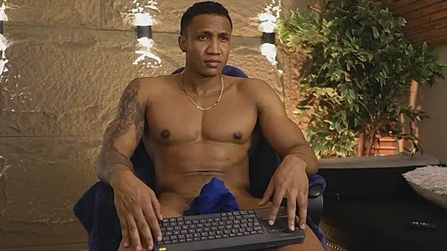 Logan Varela online show from 12/20/25, 12:40