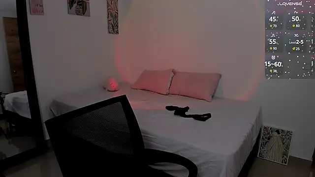 Agatha Vixen online show from 12/02/25, 01:28