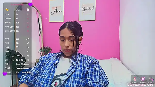 yourcuteneighbourr online show from 03/13/25, 06:16