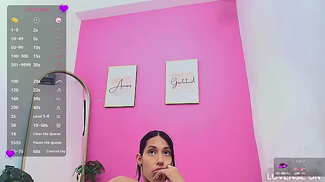 yourcuteneighbourr online show from 03/13/25, 09:21