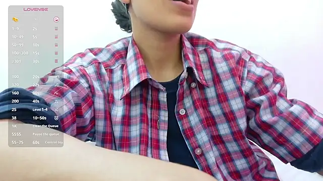 yourcuteneighbourr online show from 03/07/26, 03:03