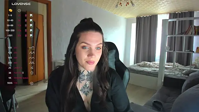 AizaRose online show from 04/15/26, 07:04