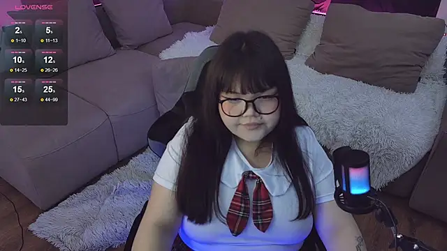 LeyaKan online show from 01/12/25, 07:42