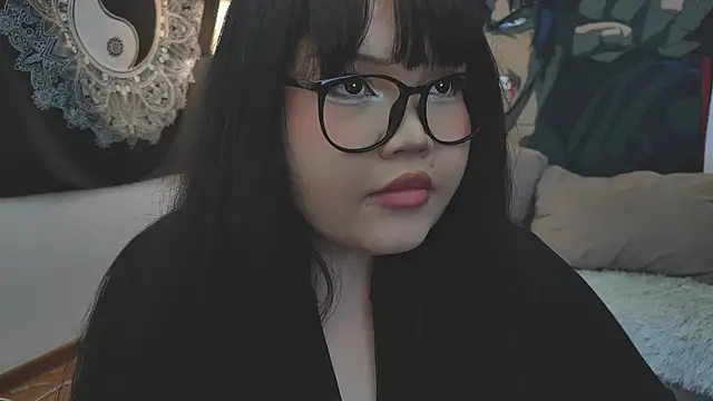 LeyaKan online show from 02/03/25, 07:31