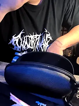 Tyrish361 online show from 11/18/25, 07:02