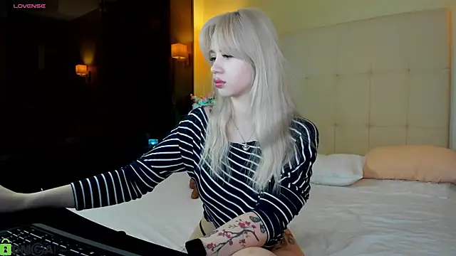 Valerie Woods online show from 02/23/26, 12:52